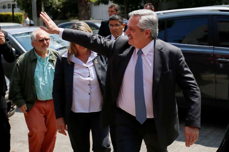 Alberto Fernández descartó la transición presidencial con Mauricio Macri y pretende que el traspaso de mando se realice en el Congreso