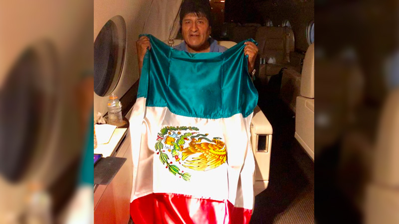 Evo Morales en su partida hacia México: “Pronto volveré con más fuerza”